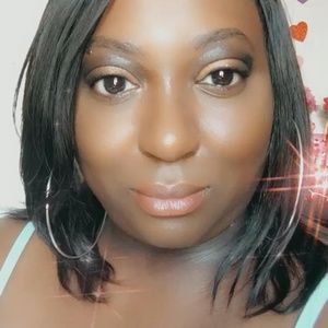 Meet your Posher, Fateama